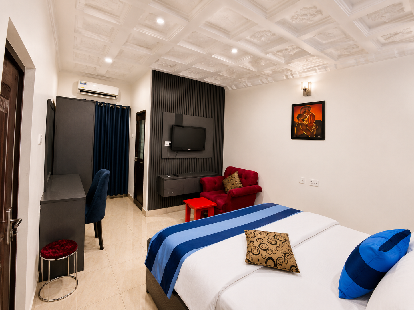 Executive Suite lounge corner